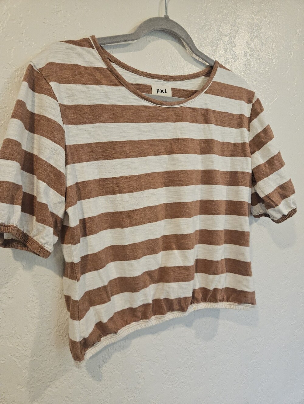 Pact Striped Top Women's S Brown Ivory Short Sleeve Elastic Hem Organic Cotton